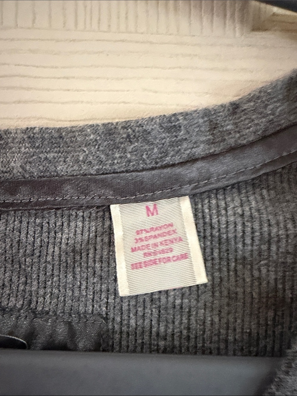 American Eagle Outfitters Women's Charcoal Gray Long Sleeve Henley Tee - Picture 4 of 4